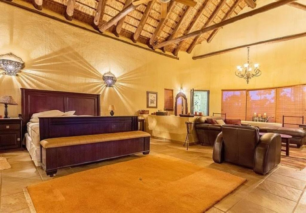 Vacation Hub International - VHI - Travel Club - Tholo Private Game Lodge