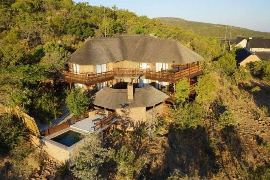 Vacation Hub International - VHI - Travel Club - Kombisa Private Game Lodge