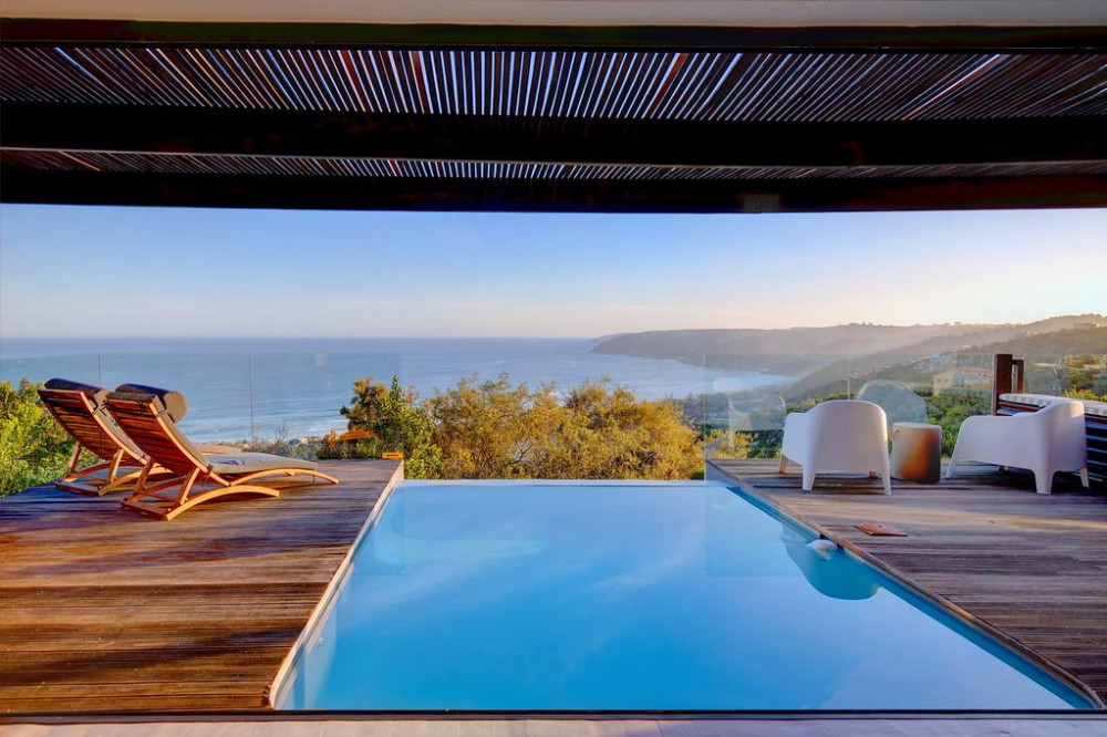 Vacation Hub International - VHI - Travel Club - Talk