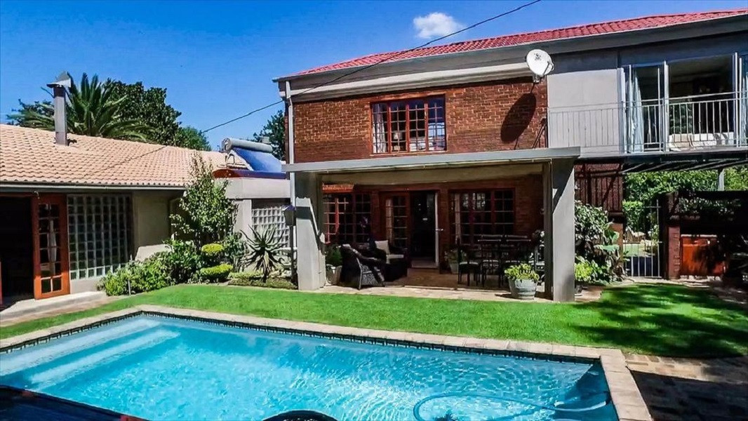 Vacation Hub International - VHI - Travel Club - 52 Oaks Guest House