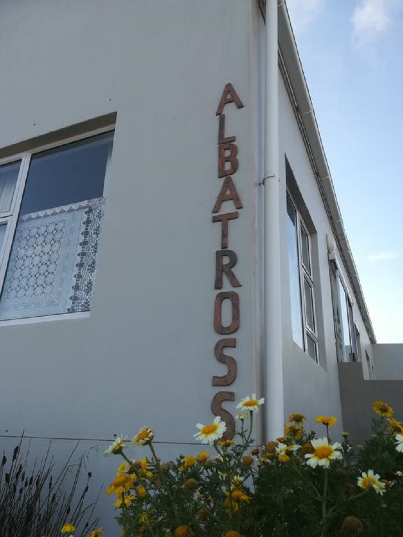 Vacation Hub International - VHI - Travel Club - Albatross self catering apartment