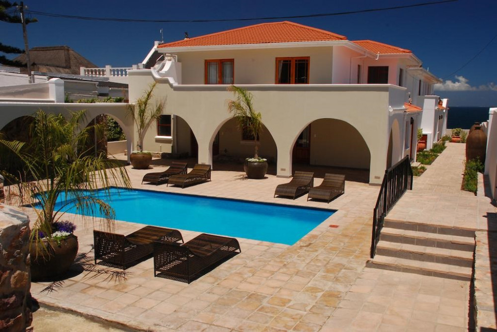 Vacation Hub International - VHI - Travel Club - Pelagus Guest House