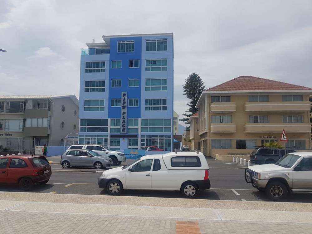 Vacation Hub International - VHI - Travel Club - 135 Beach Road