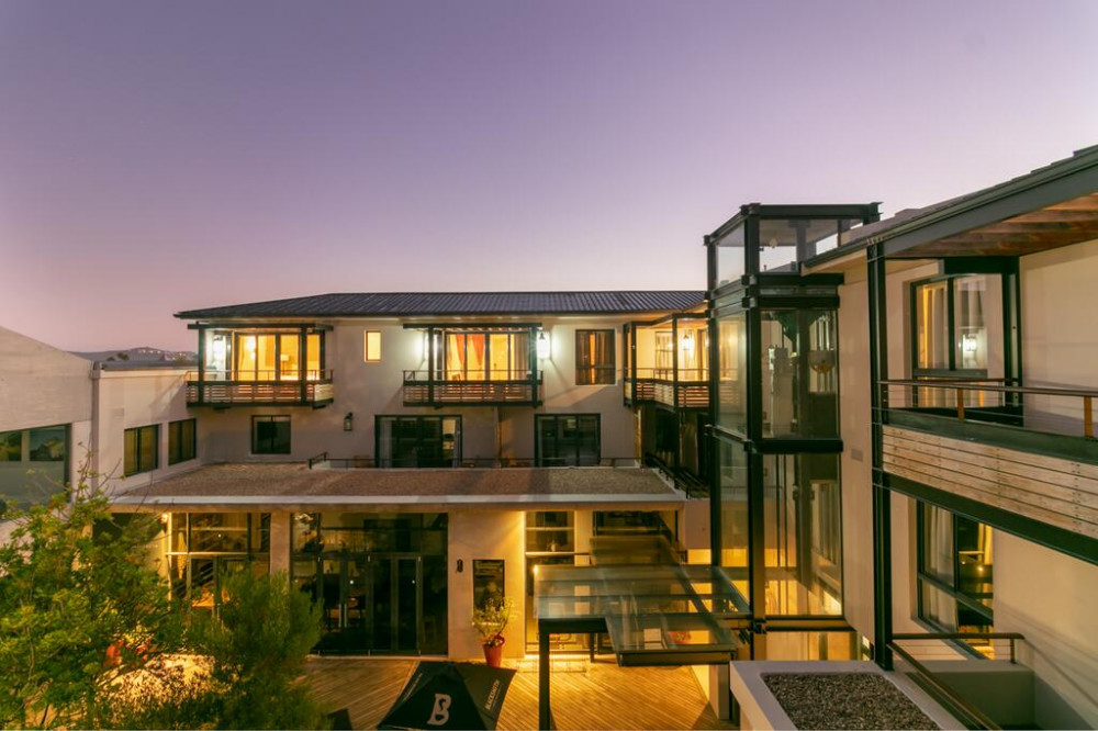 Vacation Hub International - VHI - Travel Club - The Gallery Luxury Apartments Knysna