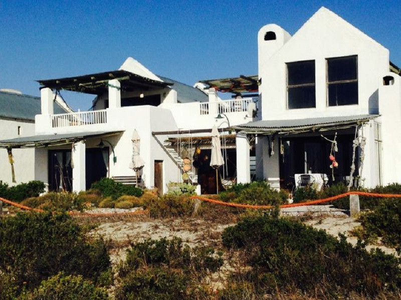 Vacation Hub International - VHI - Travel Club - Escape Beach House