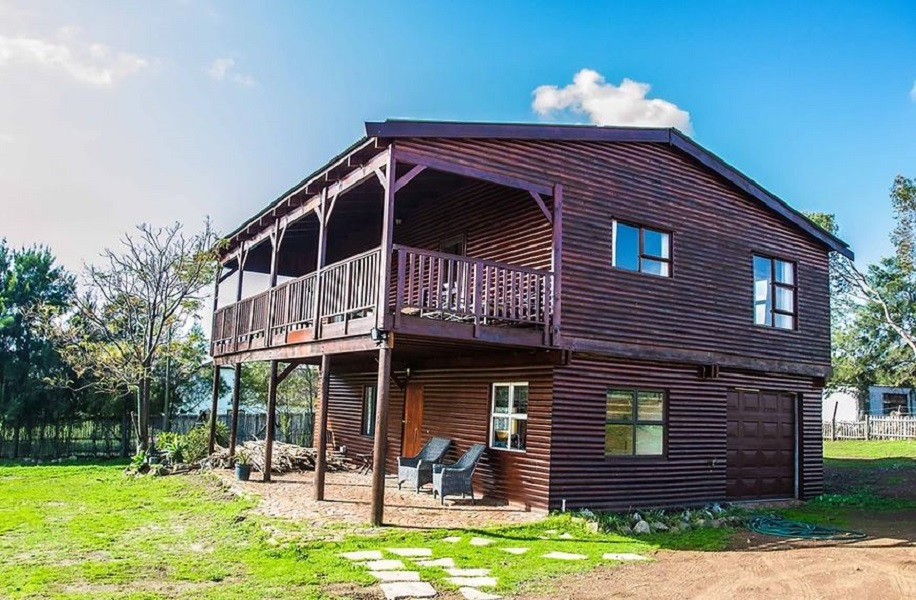 Vacation Hub International - VHI - Travel Club - Anna Beulah Farm- Log Cabin