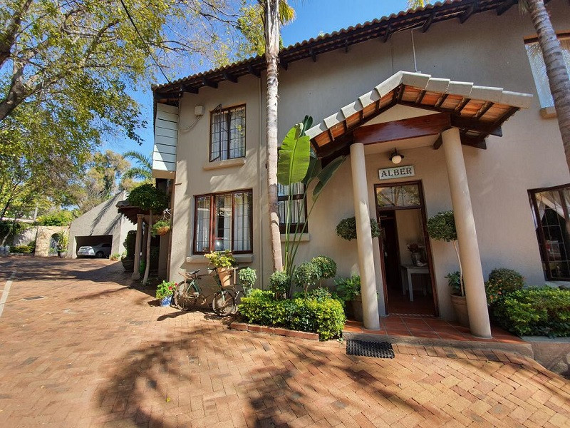 Vacation Hub International - VHI - Travel Club - Waterhouse Guest Lodge - Indus Street