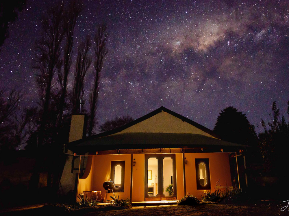Vacation Hub International - VHI - Travel Club - Hlogoma Mountain Lodge