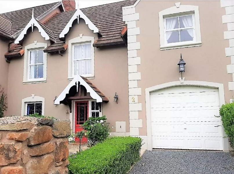 Vacation Hub International - VHI - Travel Club - 2 Rawdons Estate