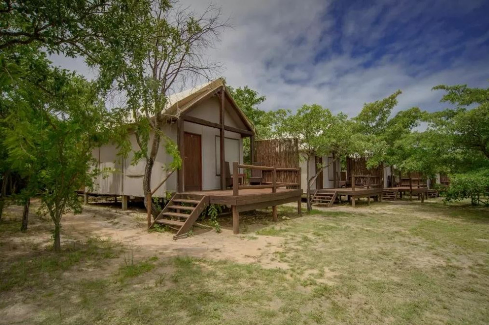 Vacation Hub International - VHI - Travel Club - Nkambeni Safari Camp