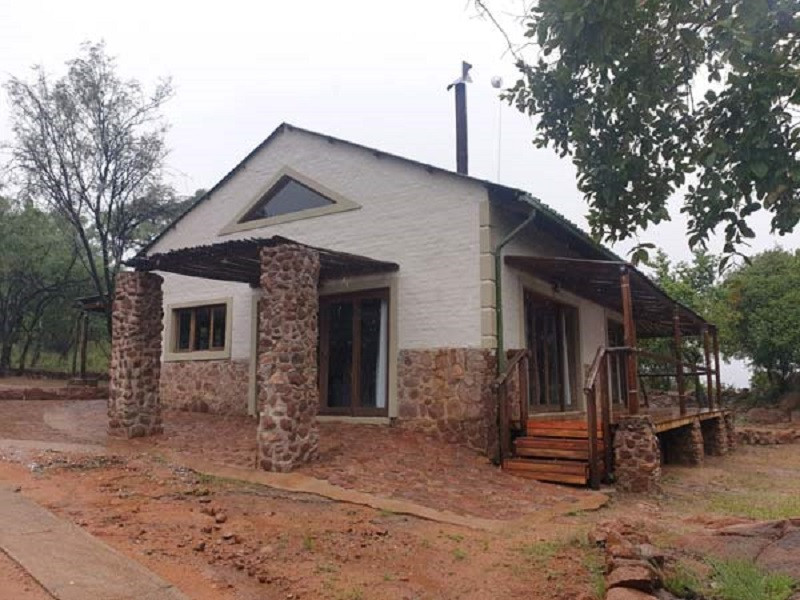 Vacation Hub International - VHI - Travel Club - Waddem- Rock Cottage