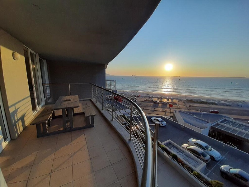 Vacation Hub International - VHI - Travel Club - Beachfront Luxury Cape Town