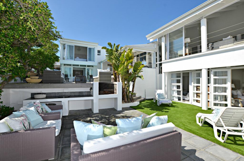 Vacation Hub International - VHI - Travel Club - White Waves Beach House