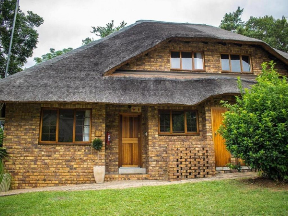 Vacation Hub International - VHI - Travel Club - Inyamatane 227B Kruger Park Lodge