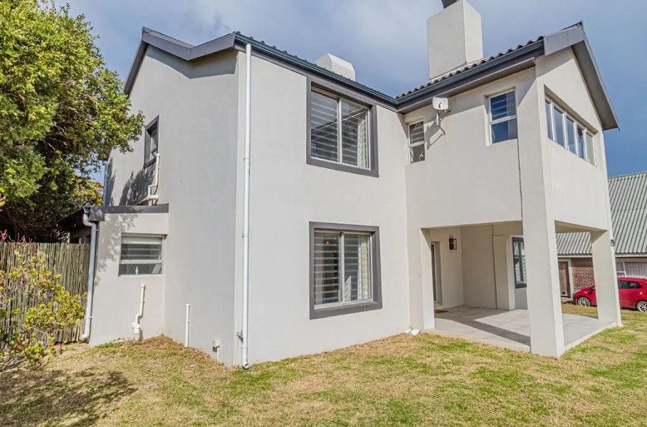 Vacation Hub International - VHI - Travel Club - Pringle Bay Beach House