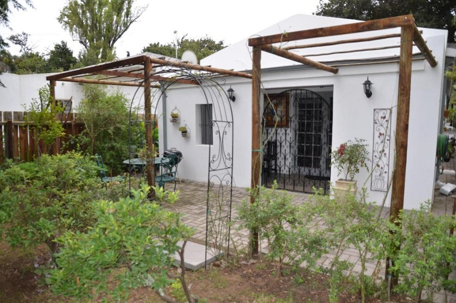 Vacation Hub International - VHI - Travel Club - Fiore Guest Accommodation