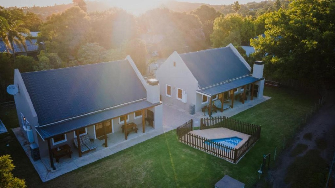 Vacation Hub International - VHI - Travel Club - Dolittle Cottages