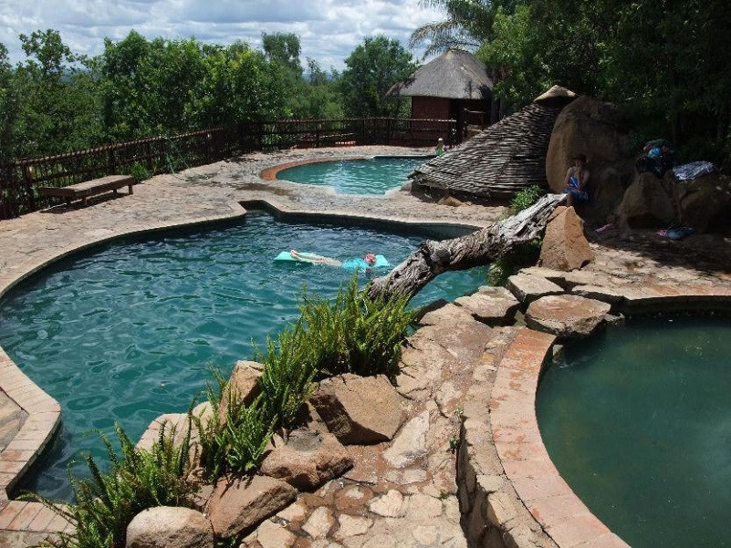 Vacation Hub International - VHI - Travel Club - Mabalingwe Elephant Lodge