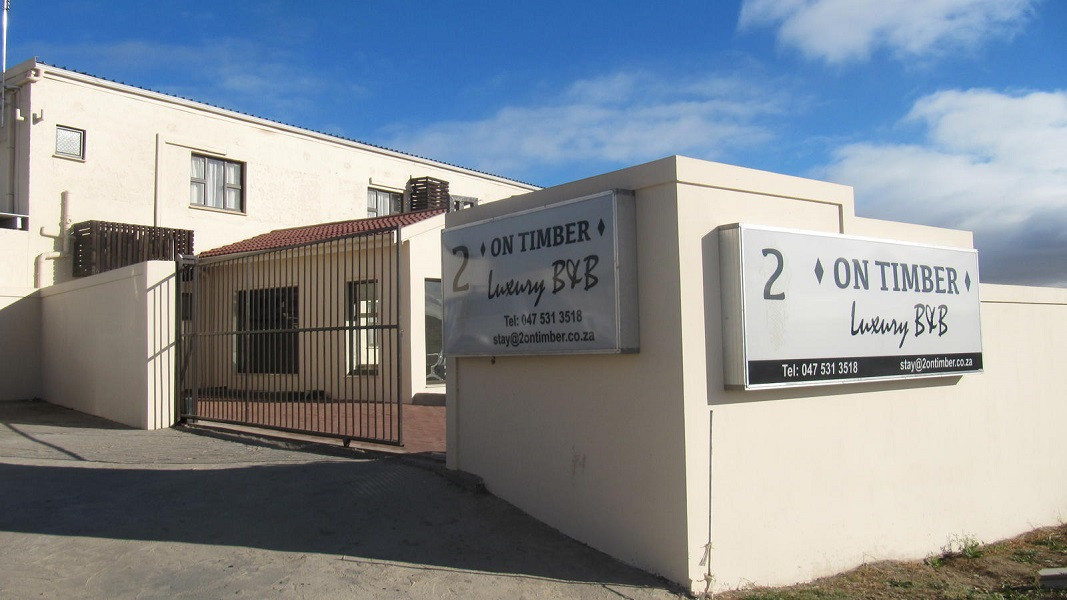 Vacation Hub International - VHI - Travel Club - 2 ON TIMBER
