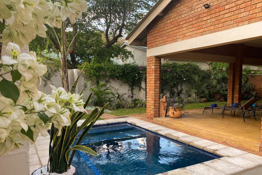 Vacation Hub International - VHI - Travel Club - Victoria Falls, Private, Secluded, Self Catering Cottage