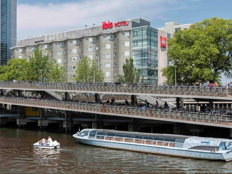 Vacation Hub International - VHI - Travel Club - ibis Amsterdam Centre Hotel