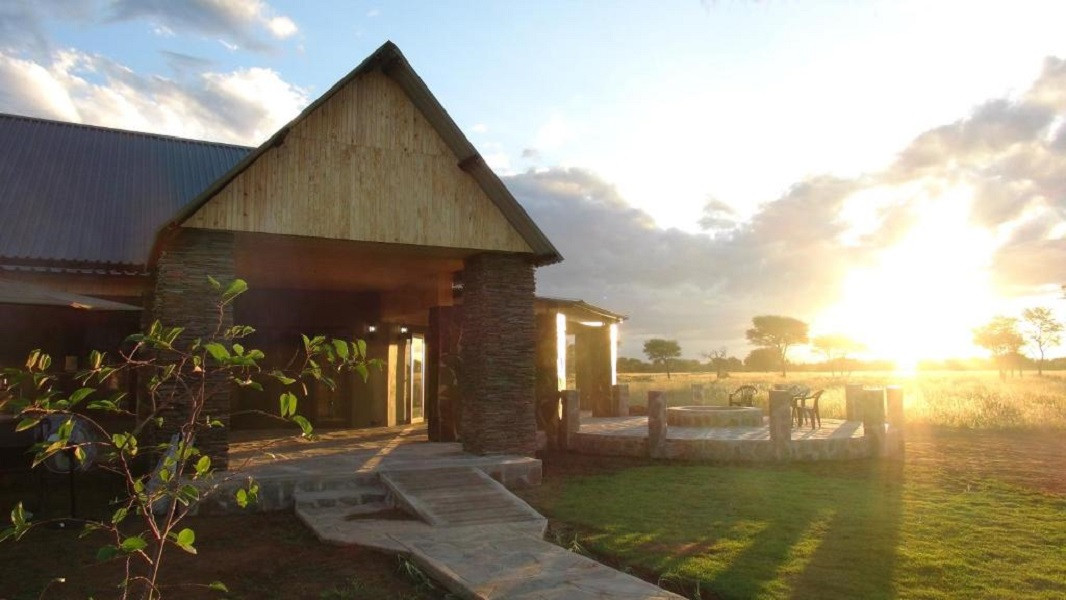 Vacation Hub International - VHI - Travel Club - Africa Awaits Lodge