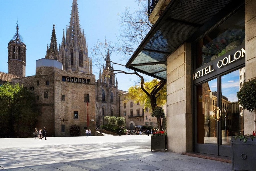 Vacation Hub International - VHI - Travel Club - Colón Hotel Barcelona