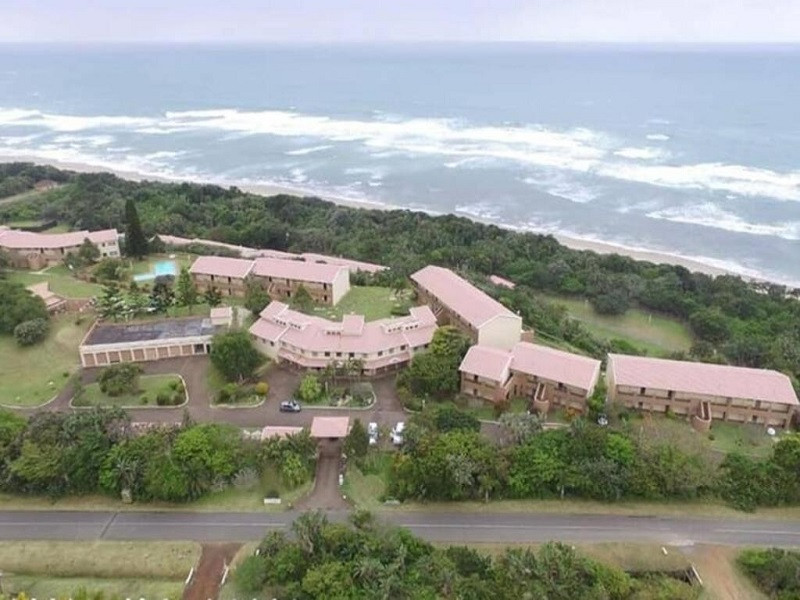 Vacation Hub International - VHI - Travel Club - Direct Access to the Beach