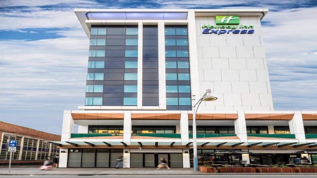 Vacation Hub International - VHI - Travel Club - Holiday Inn Express Adelaide City Centre, an IHG Hotel
