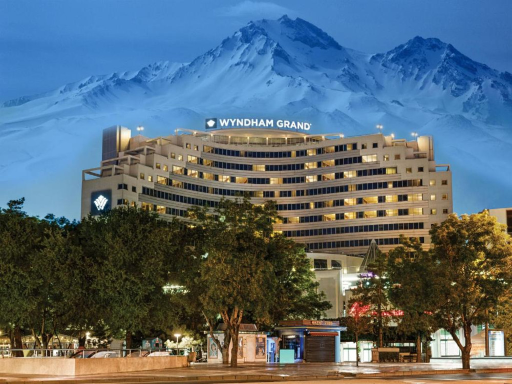 Vacation Hub International - VHI - Wyndham Grand Kayseri