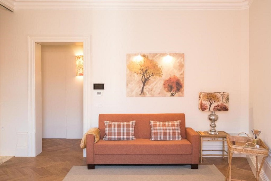 Vacation Hub International - VHI - Travel Club - BOUTIQUE Rentals-Flores Chic in historical center