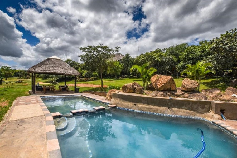 Vacation Hub International - VHI - Travel Club - Wild Medlar Accommodation and Venue