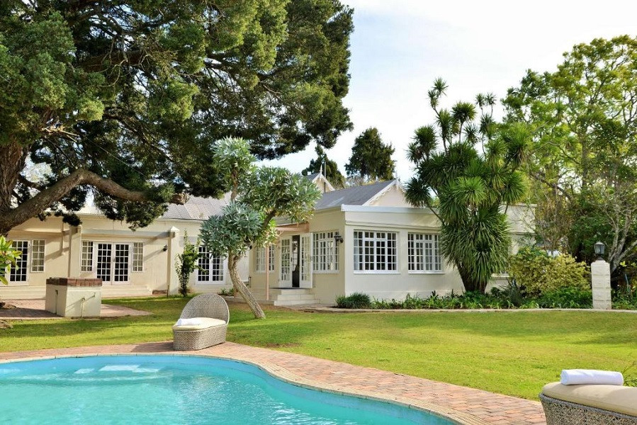 Vacation Hub International - VHI - Travel Club - Milner Manor