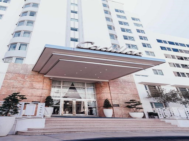 Vacation Hub International - VHI - Travel Club - Cadillac Hotel & Beach Club