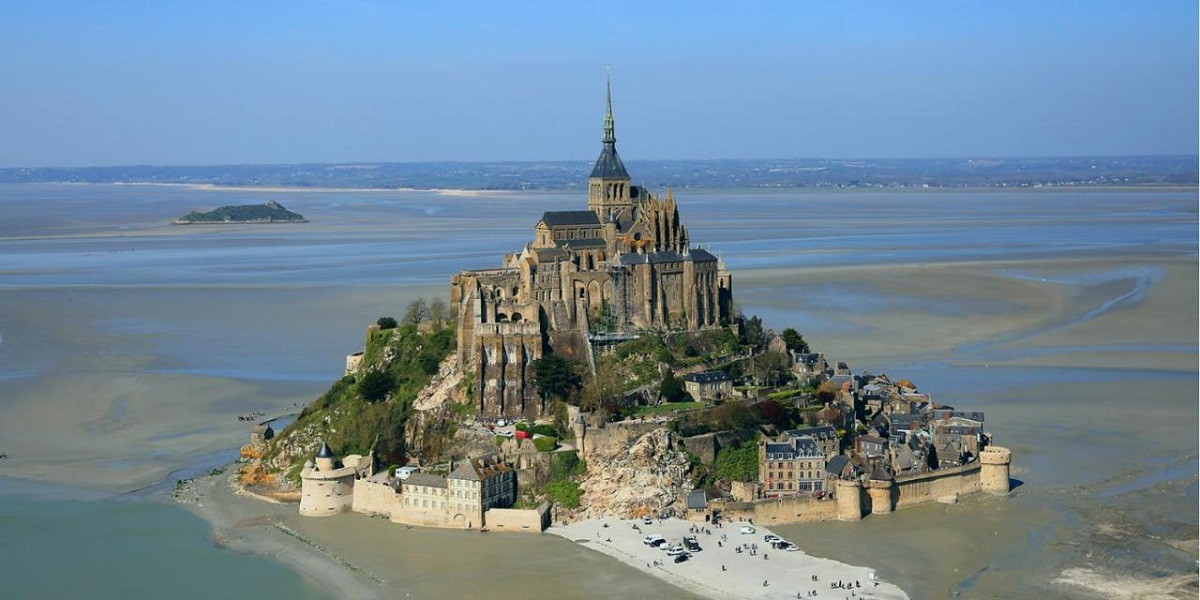 Vacation Hub International - VHI - Travel Club - ibis Avranches Mont St Michel
