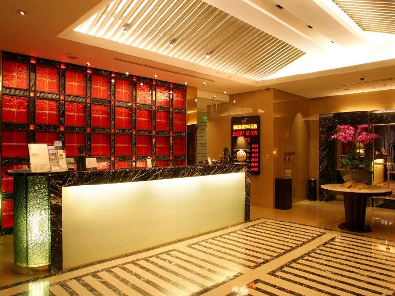 Vacation Hub International - VHI - Travel Club - Grand Forward Hotel