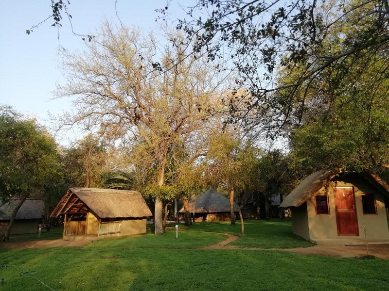 Vacation Hub International - VHI - Travel Club - Shumba Safaris Bush Camp