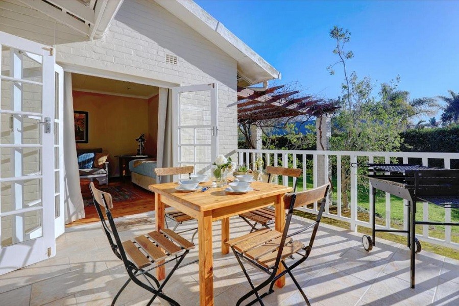 Vacation Hub International - VHI - Travel Club - No.8 on Wright Street