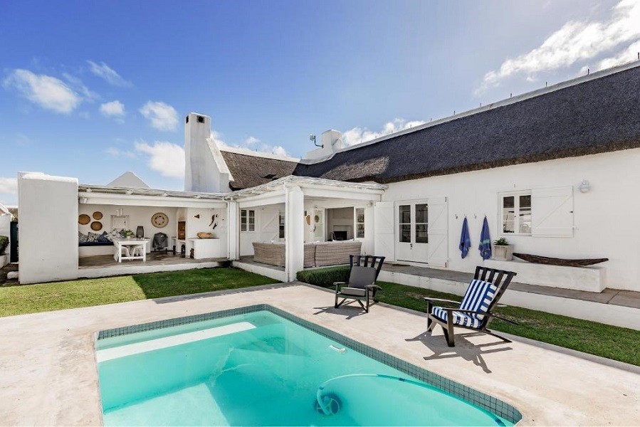 Vacation Hub International - VHI - Travel Club - Bliss on the Bay