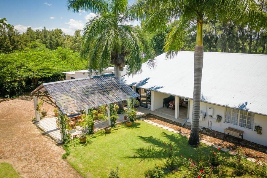 Vacation Hub International - VHI - Travel Club - Francine's Farmhouse