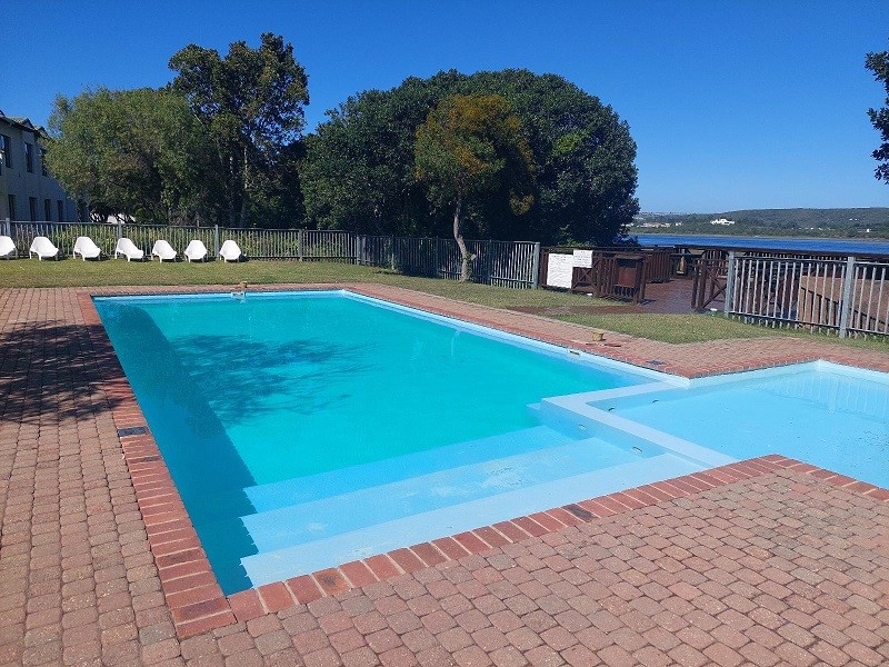 Vacation Hub International - VHI - Travel Club - Manhattan Estates-River Lodge