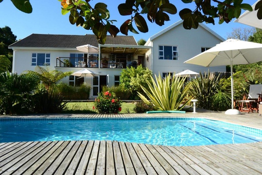 Vacation Hub International - VHI - Travel Club - Armadillo Studios