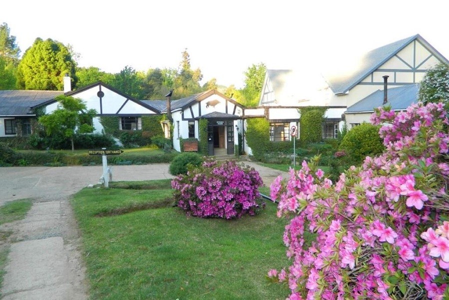 Vacation Hub International - VHI - Travel Club - The Historic Hogsback Inn