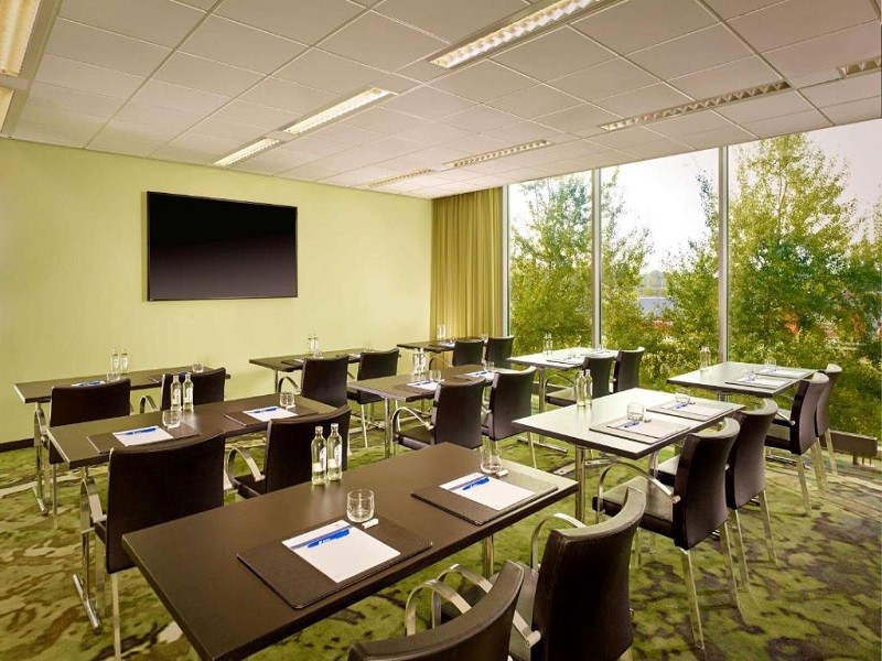Vacation Hub International - VHI - Travel Club - Park Plaza Amsterdam Airport