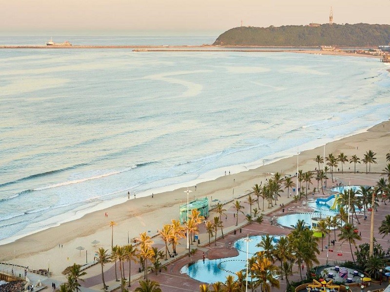 Vacation Hub International - VHI - Travel Club - First Group The Palace All-Suite