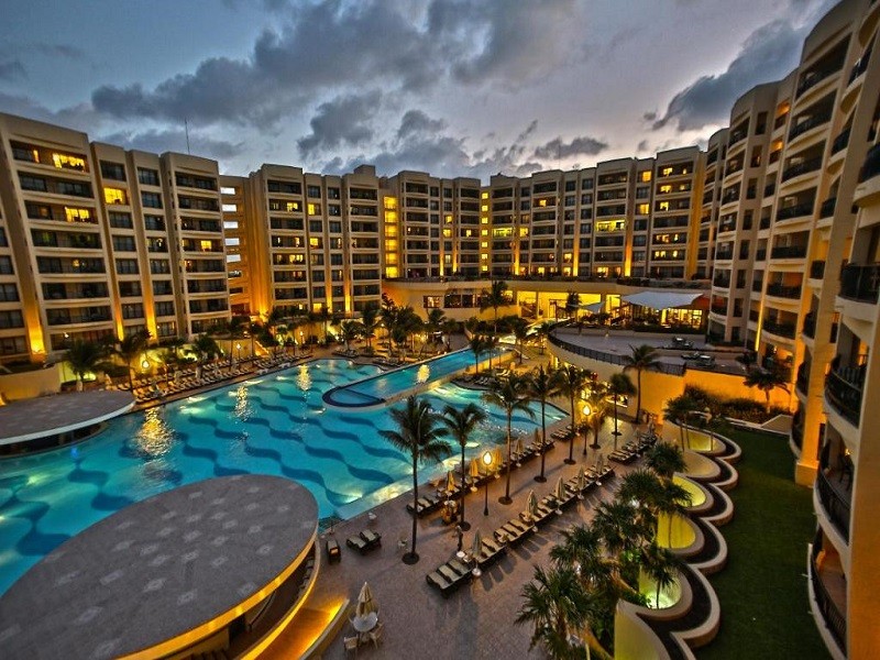 Vacation Hub International - VHI - The Royal Sands Resort & Spa