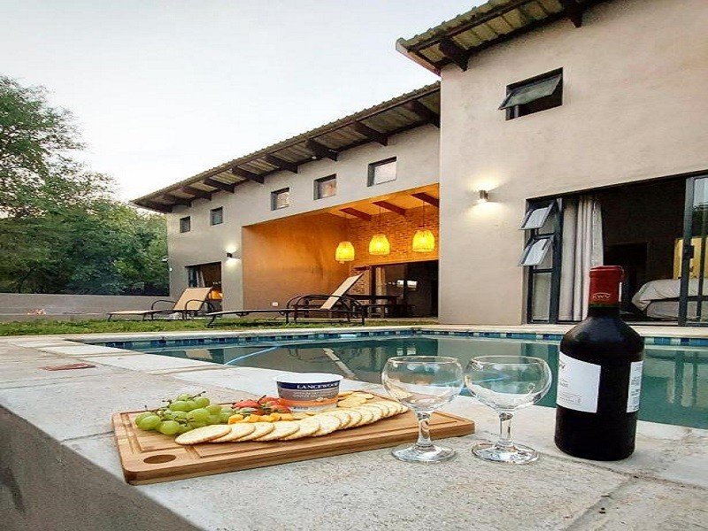Vacation Hub International - VHI - Travel Club - Hyena Den - Marloth Park