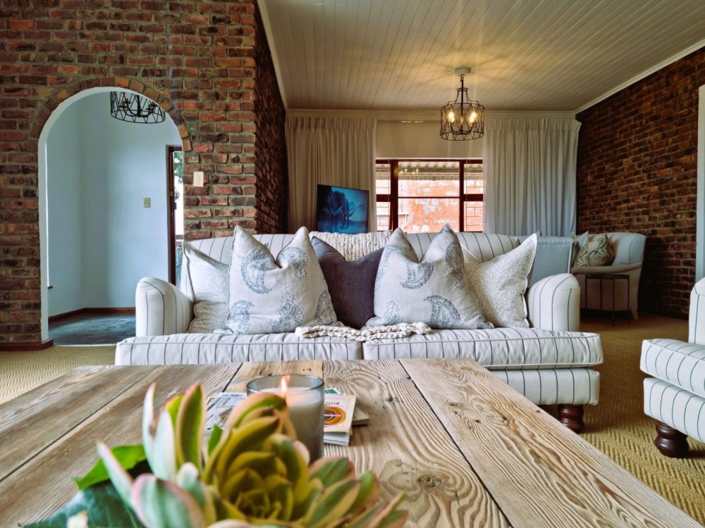Vacation Hub International - VHI - Travel Club - Gordons Bay Stay 79 Protea