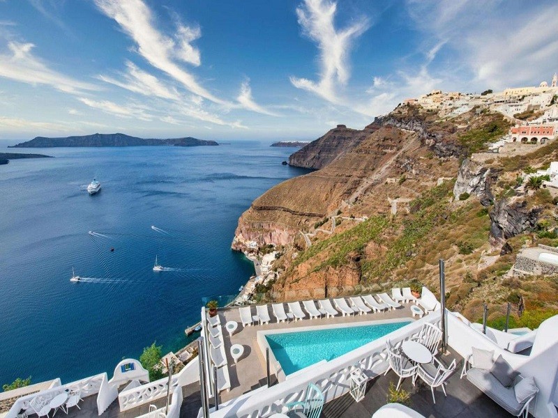 Vacation Hub International - VHI - Travel Club - Athina Luxury Suites