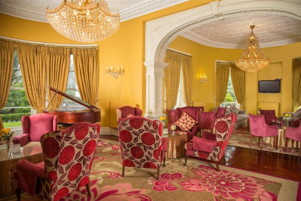 Vacation Hub International - VHI - Travel Club - Cork's Vienna Woods Hotel & Villas